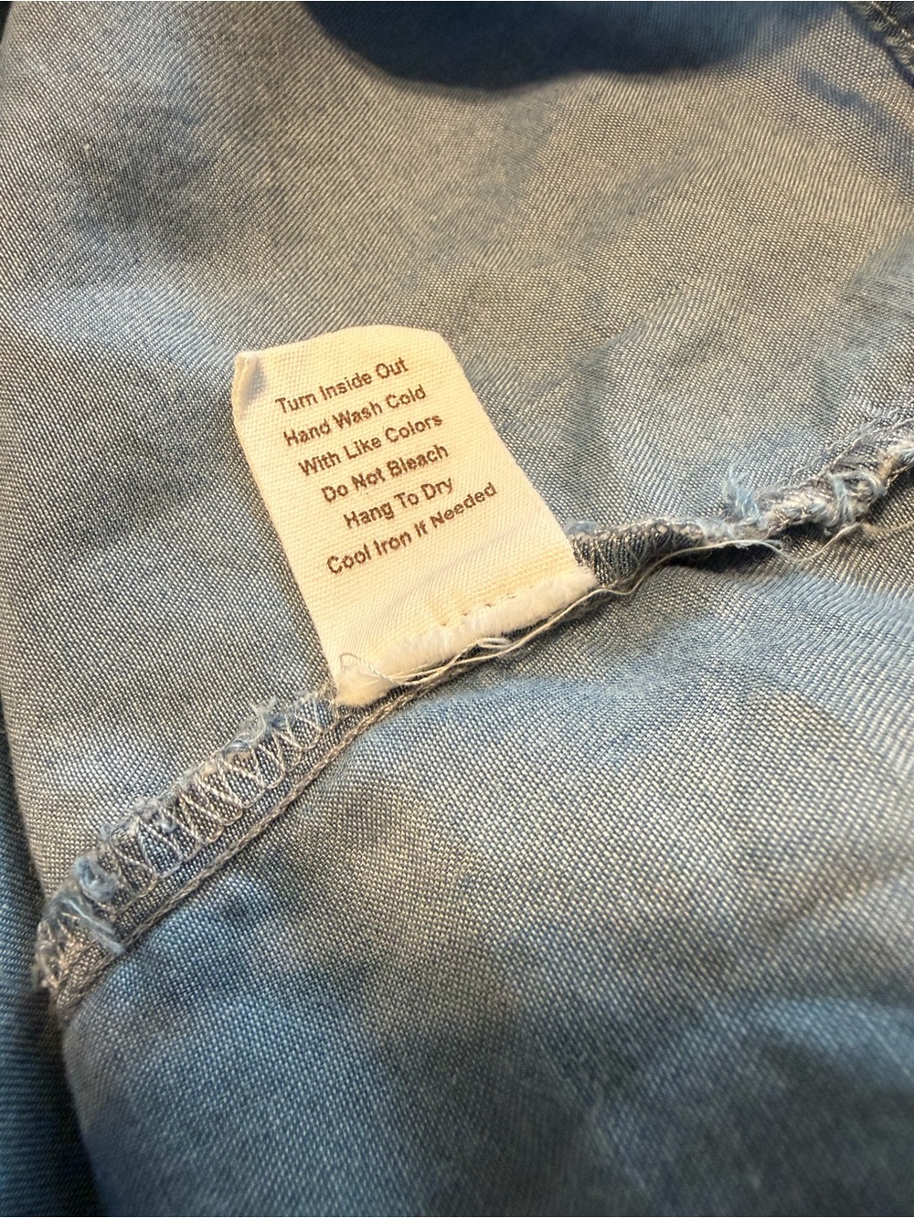 Blu Pepper Chambray cap sleeve ruffle blouse detailed stitch Split Neck Top Med - Picture 5 of 8